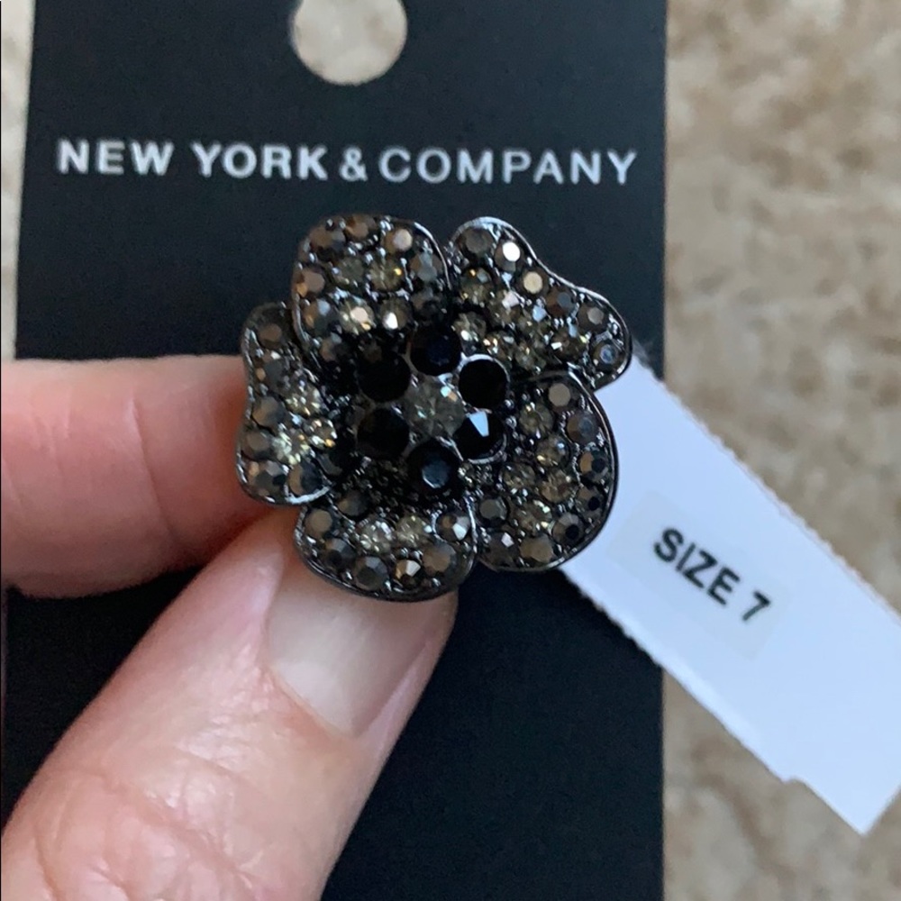Flower ring